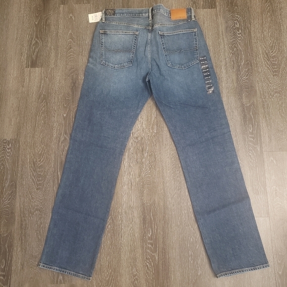 NWT Lucky Brand 363 Vintage Straight Jeans - Picture 3 of 7